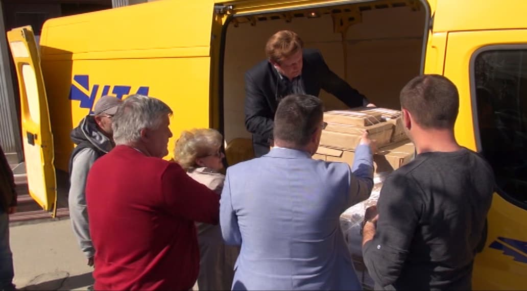 Čačak: Stigao izborni materijal za biračka mesta (VIDEO)