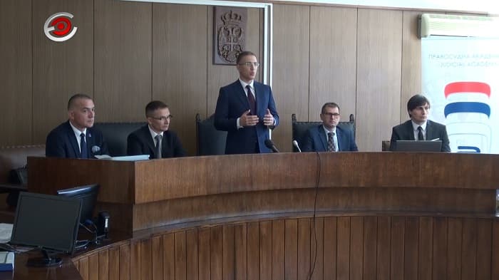 Stefanović: Bez milosti za nasilnike! (VIDEO)