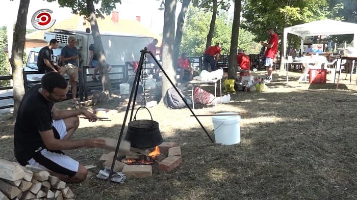 Održana 8. Pasuljijada: Zabava i tradicionalni specijalitet na Ljubićki način! (VIDEO)
