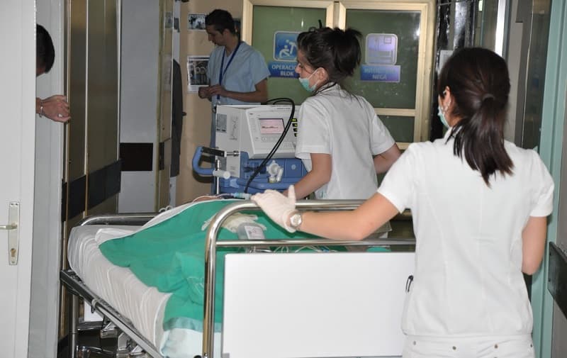 Sindikat medicinskih sestara i tehničara Srbije: Ministre Lončar, sprečite destrukciju zdravstvenog sistema!