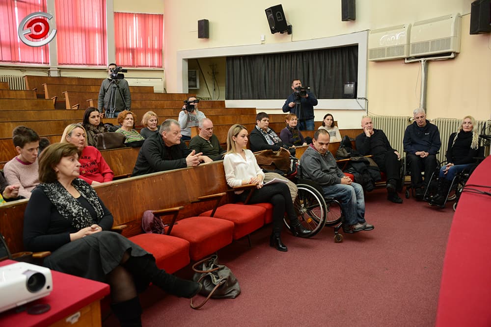 Čačak: Personalni asistenti za 15 korisnika (FOTO)