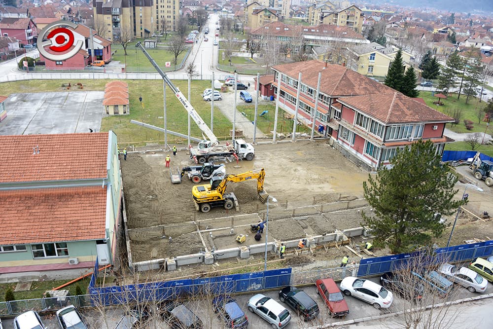 Čačak: Radovi na izgradnji fiskulturne sale u punom jeku (FOTO)
