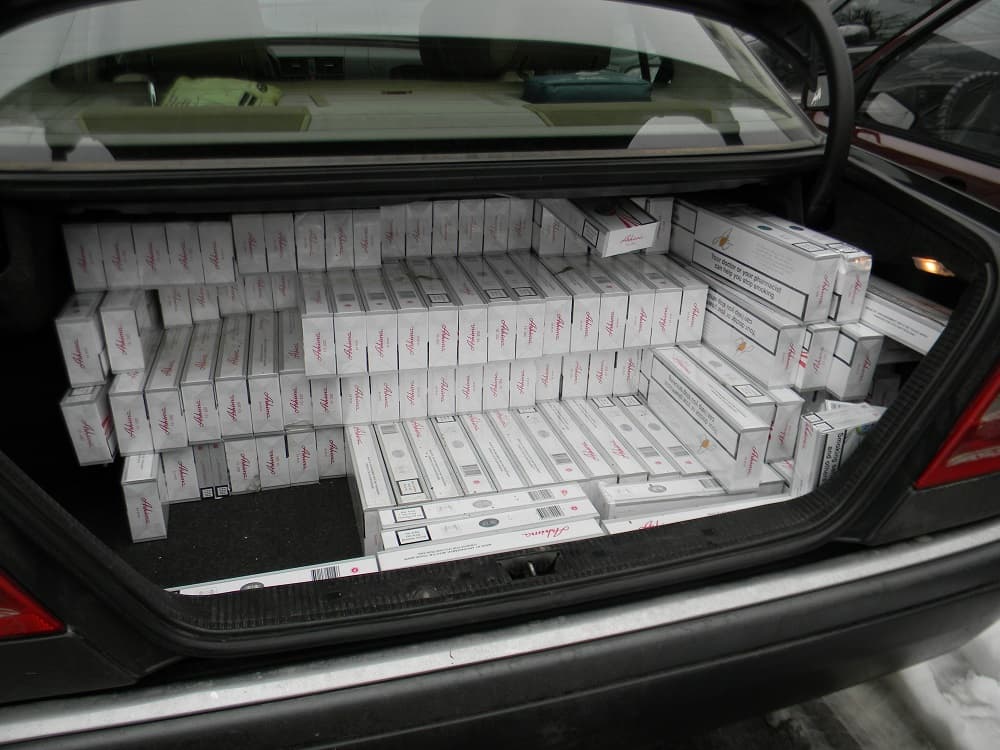 Čačak: Zaplenjeno 3500 paklica cigareta