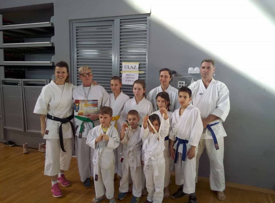 KK Nemanja na Šampionatu u Kraljevu: 13 medalja za 11 takmičara