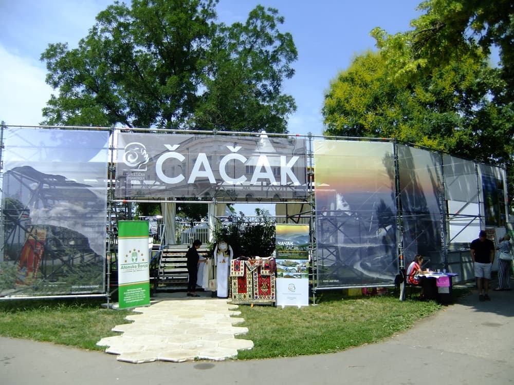 Uspešna promocija Čačka na Beogradskom manifestu