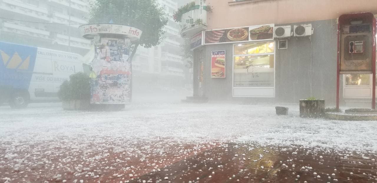 REPORTERI U EPICENTRU: Nezapamćeno nevreme sa gradom u Užicu (FOTO + VIDEO)