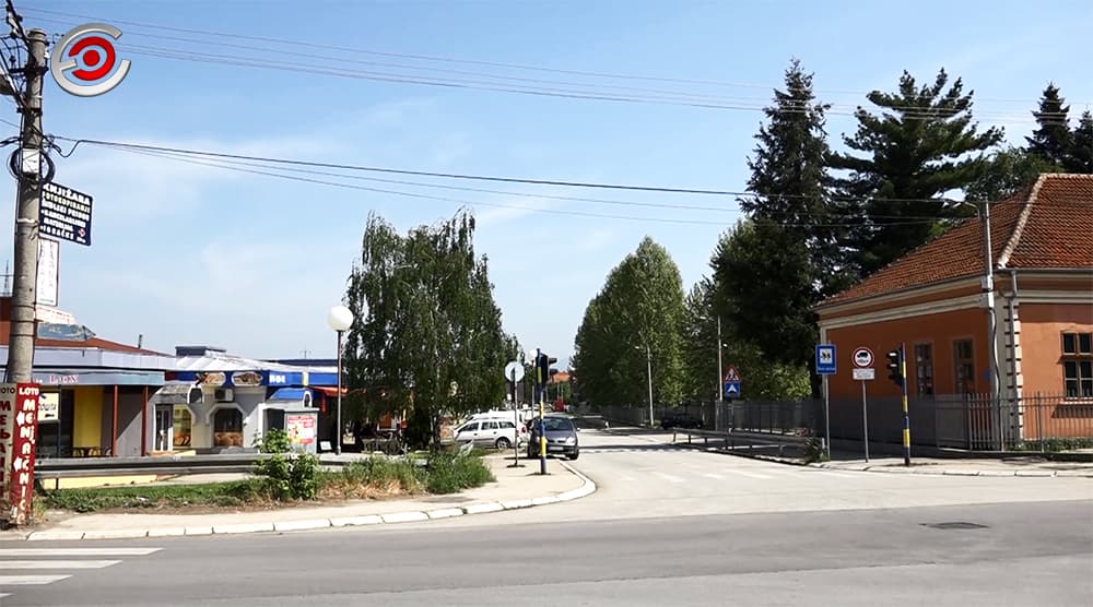 Manijak iz Atenice ponovo napada