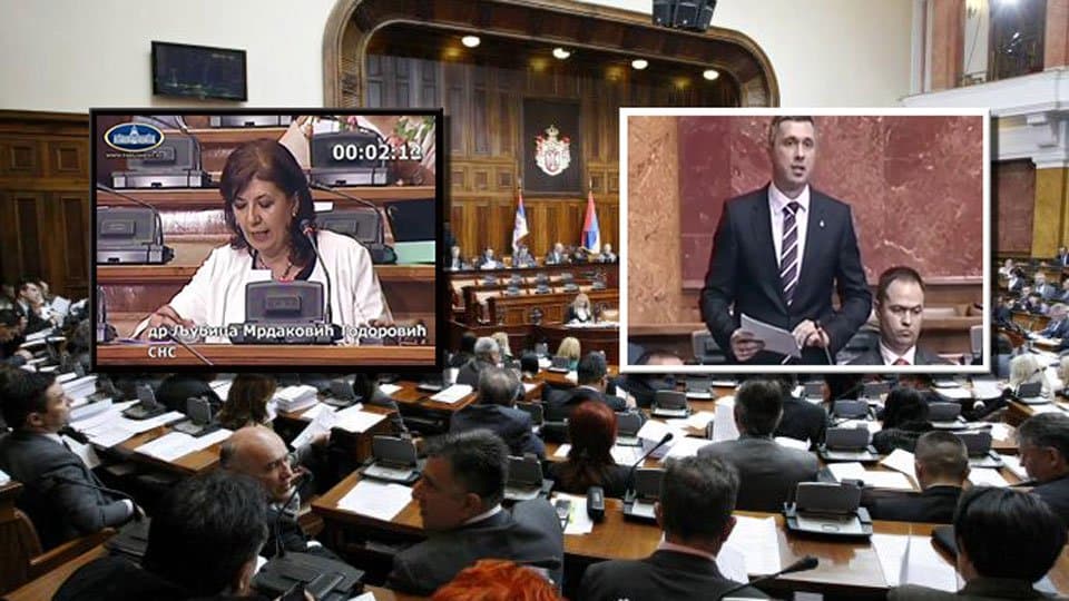 Poslanica SNS brutalno izvređala opoziciju, niko nije reagovao