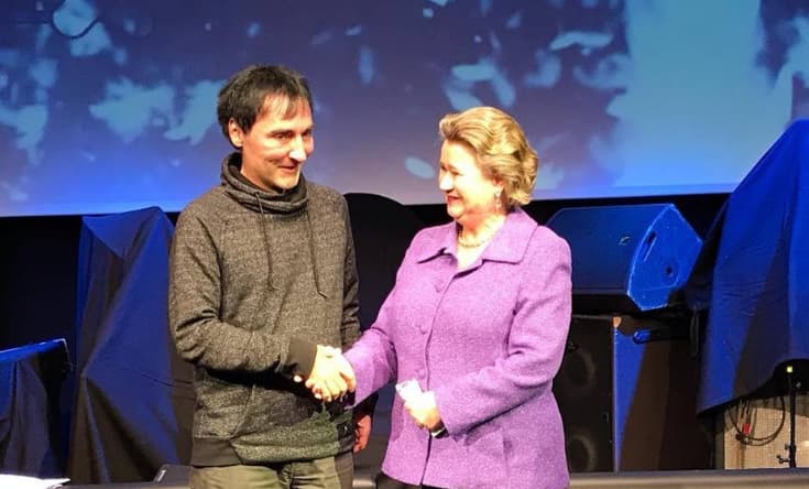 Njihovi preci su započeli Prvi svetski rat, oni se rukovali za mir: Susret pra-praunuke Franca Ferdinanda i potomka Gavrila Principa