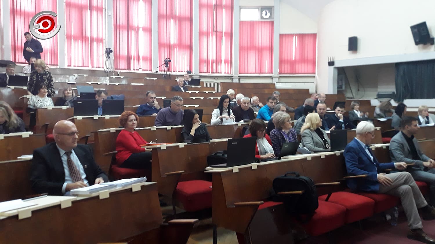 NOVA SRBIJA: Nova politička trgovina u Skupštini grada! Šta je sledeće?