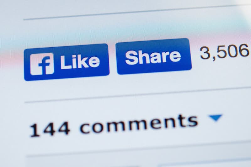 TREND U SRBIJI: Šta znači ako vam neko ostavi samo tačku u komentaru na Fejsbuku
