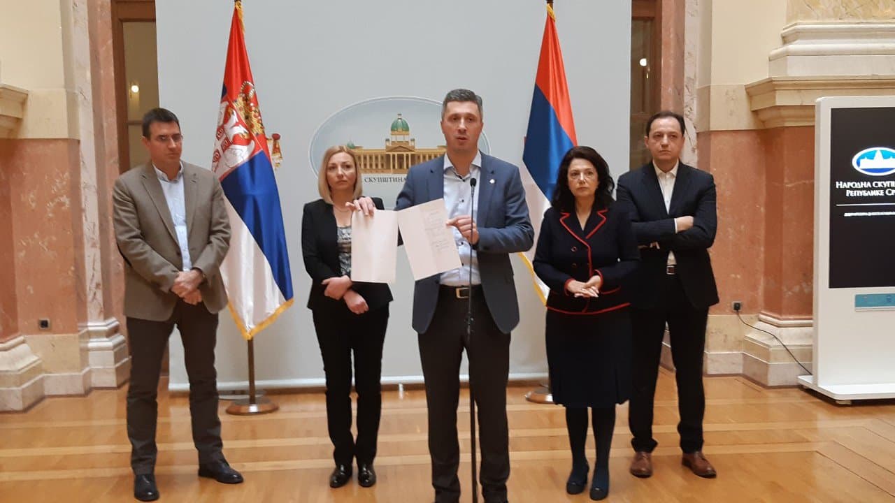 Opozicija traži zasedanje Narodne skupštine o Kosovu i Metohiji