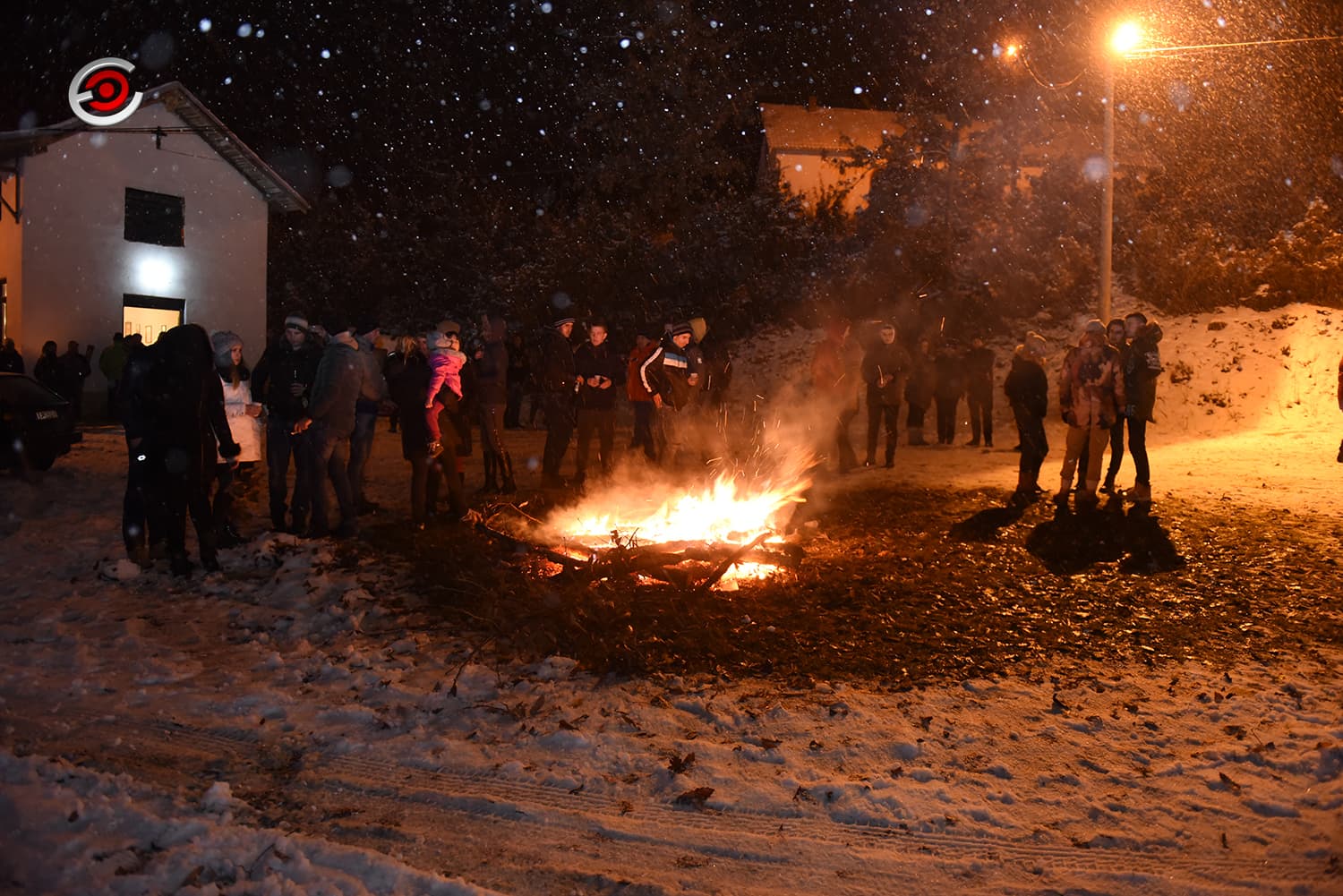 Badnje veče u Žaočanima kod Čačka (FOTO)