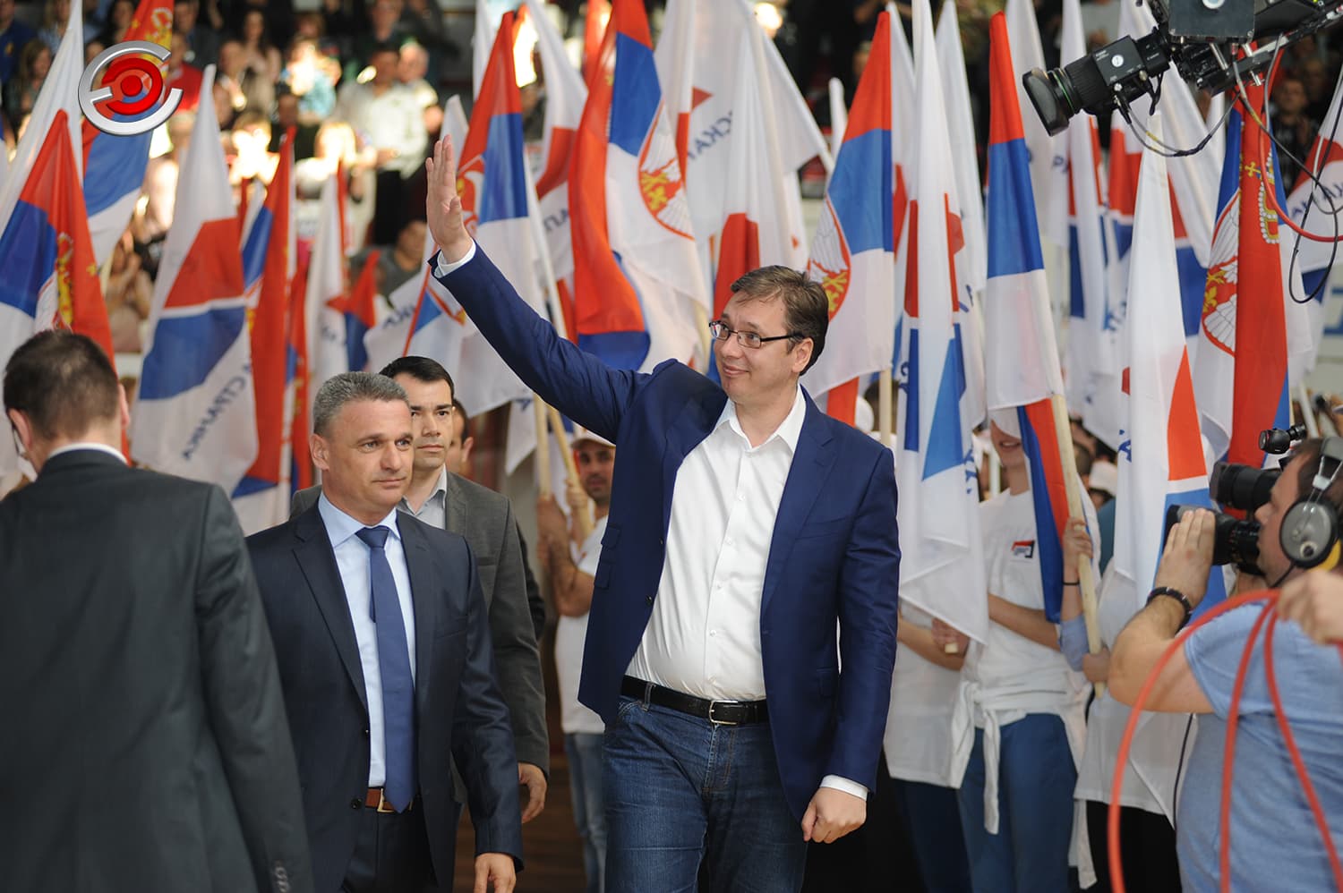 ANALIZA: DA LI SU IZBORI PRED VRATIMA Šta je cilj Vučićeve kampanje "Budućnost Srbije"