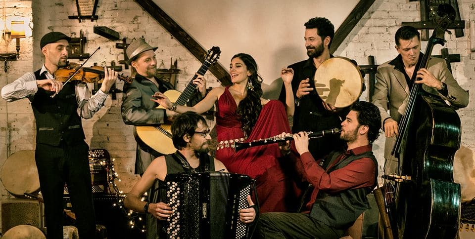 MUZIČKI SPEKTAKL: Barcelona Gipsy Balkan Orchestra dolazi u Čačak