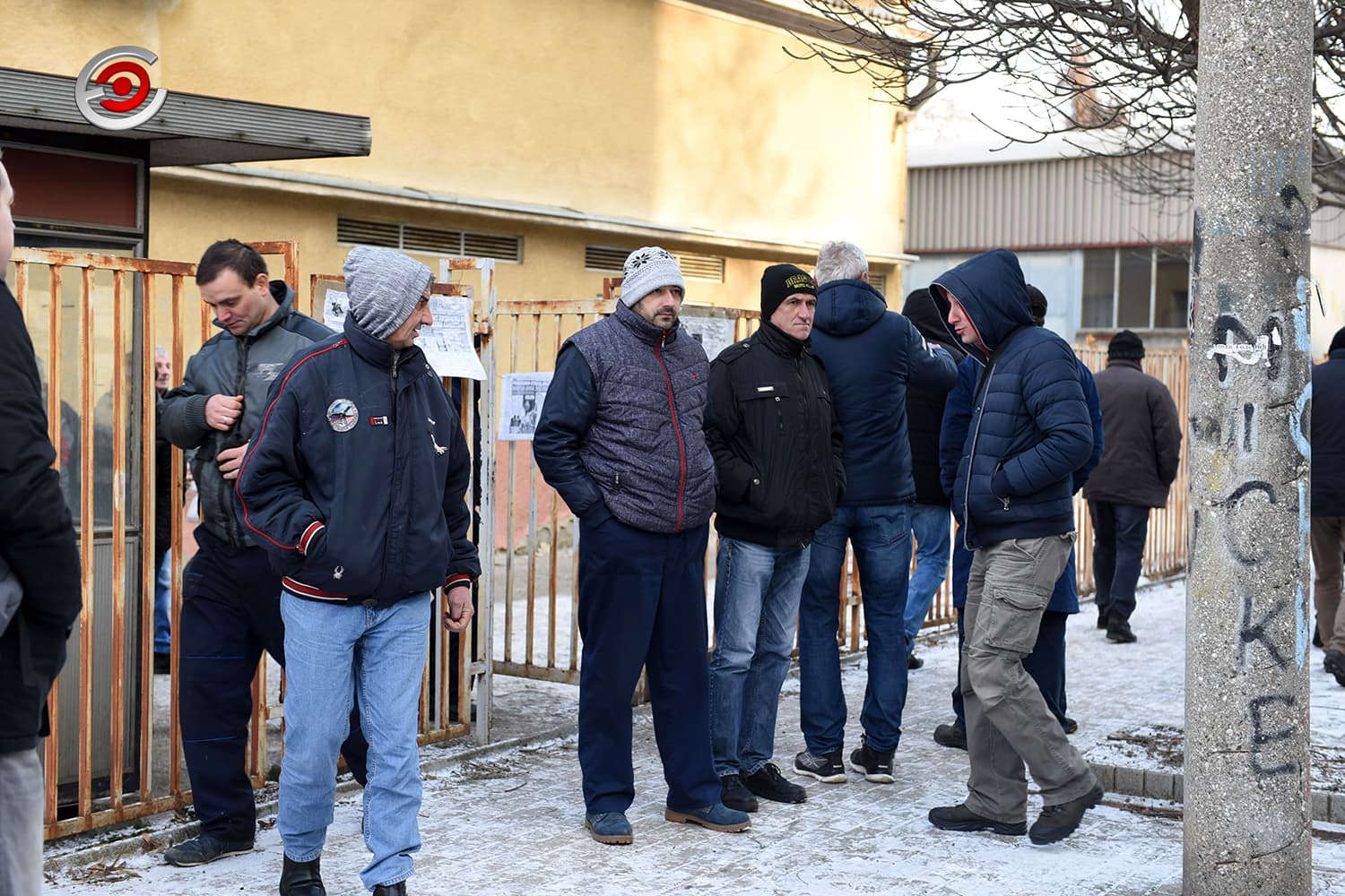 Čačak: Izvršitelji dva puta u jednom danu bili u FRA, radnici apeluju za pomoć (FOTO)