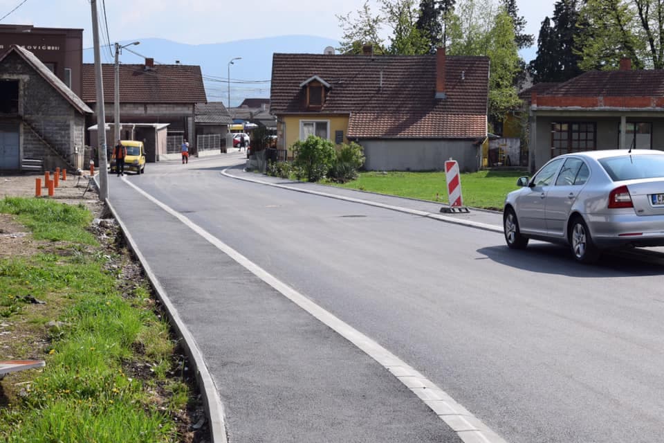 Čačak: Završeno asfaltiranje Ulice Gvozdena Paunovića (FOTO)