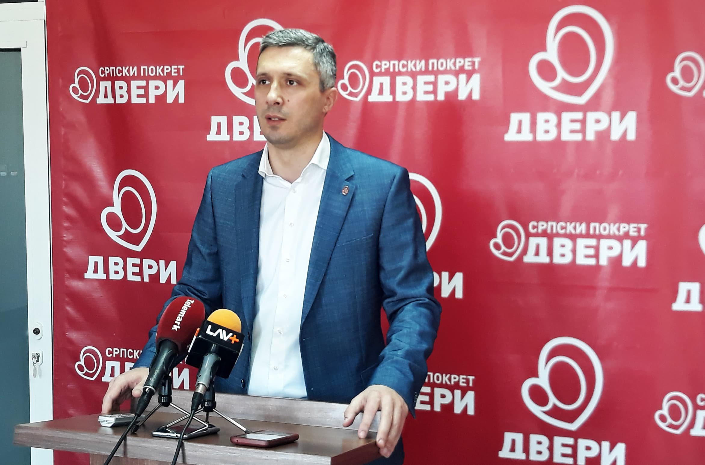 Boško Obradović: Prisiljavanje ljudi da odlaze na kontramiting je kraj demokratije