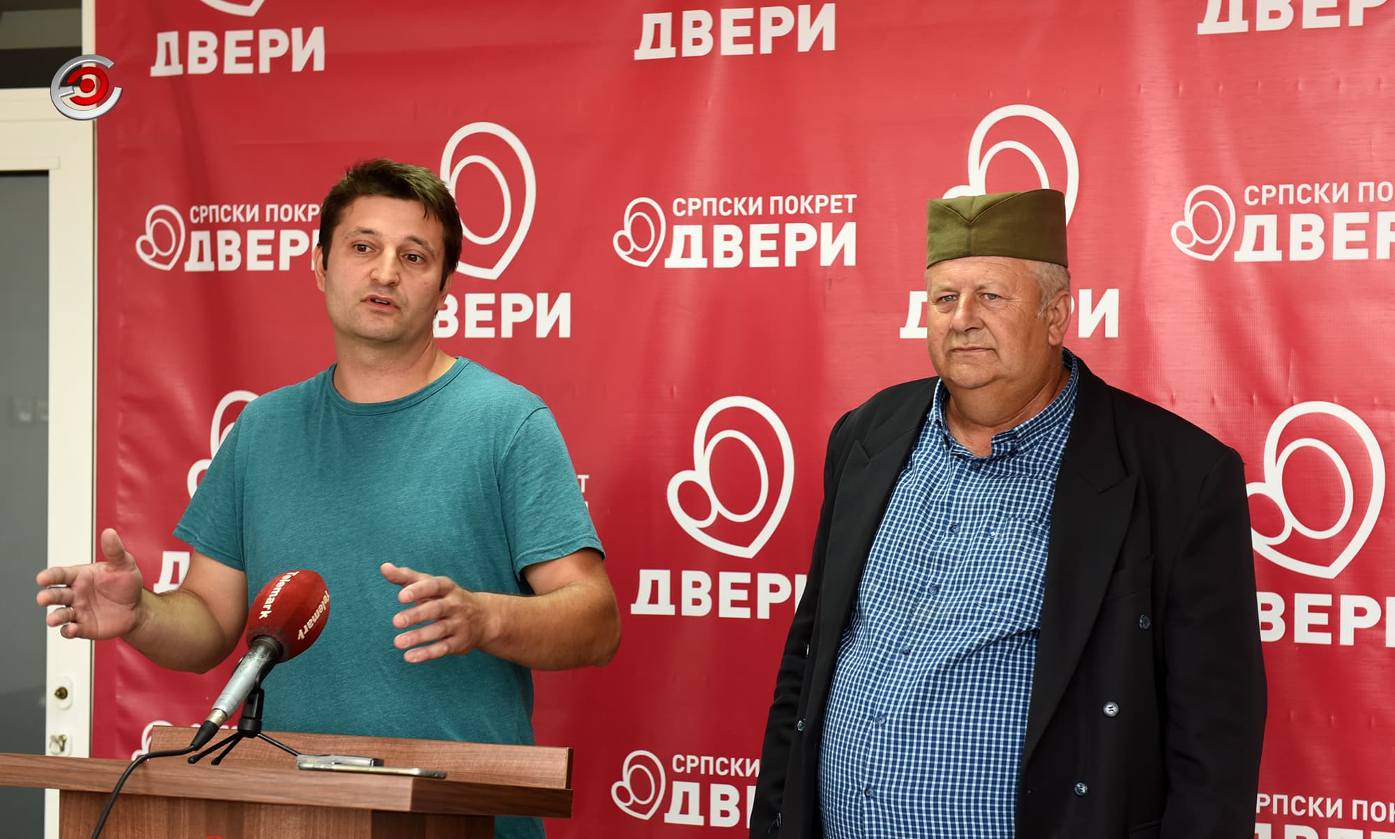 Odbornici Dveri: Šta je preče ovoj državi, neki avio koridor ili srpski seljak?