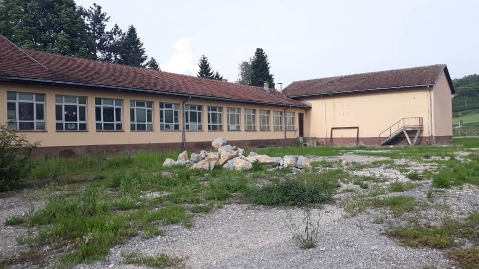 Pokrenuta inicijativa za renoviranje škole u Puhovu