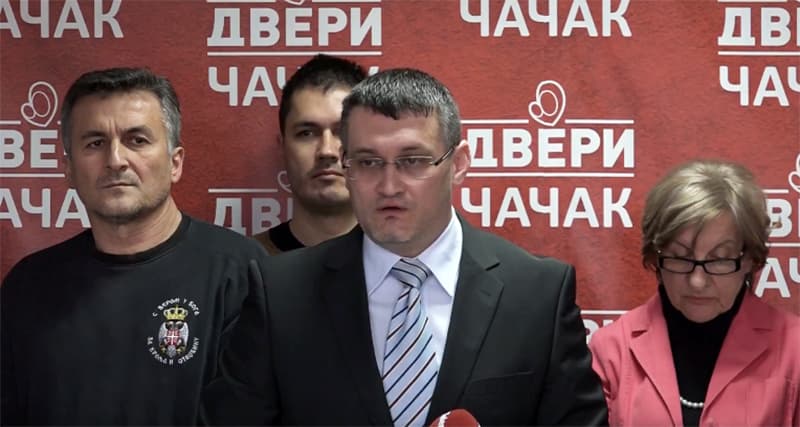 Tanasković iz Dveri: Zašto ste doneli Akcioni plan za unapređenje položaja migranata u Čačku do 2021. godine?
