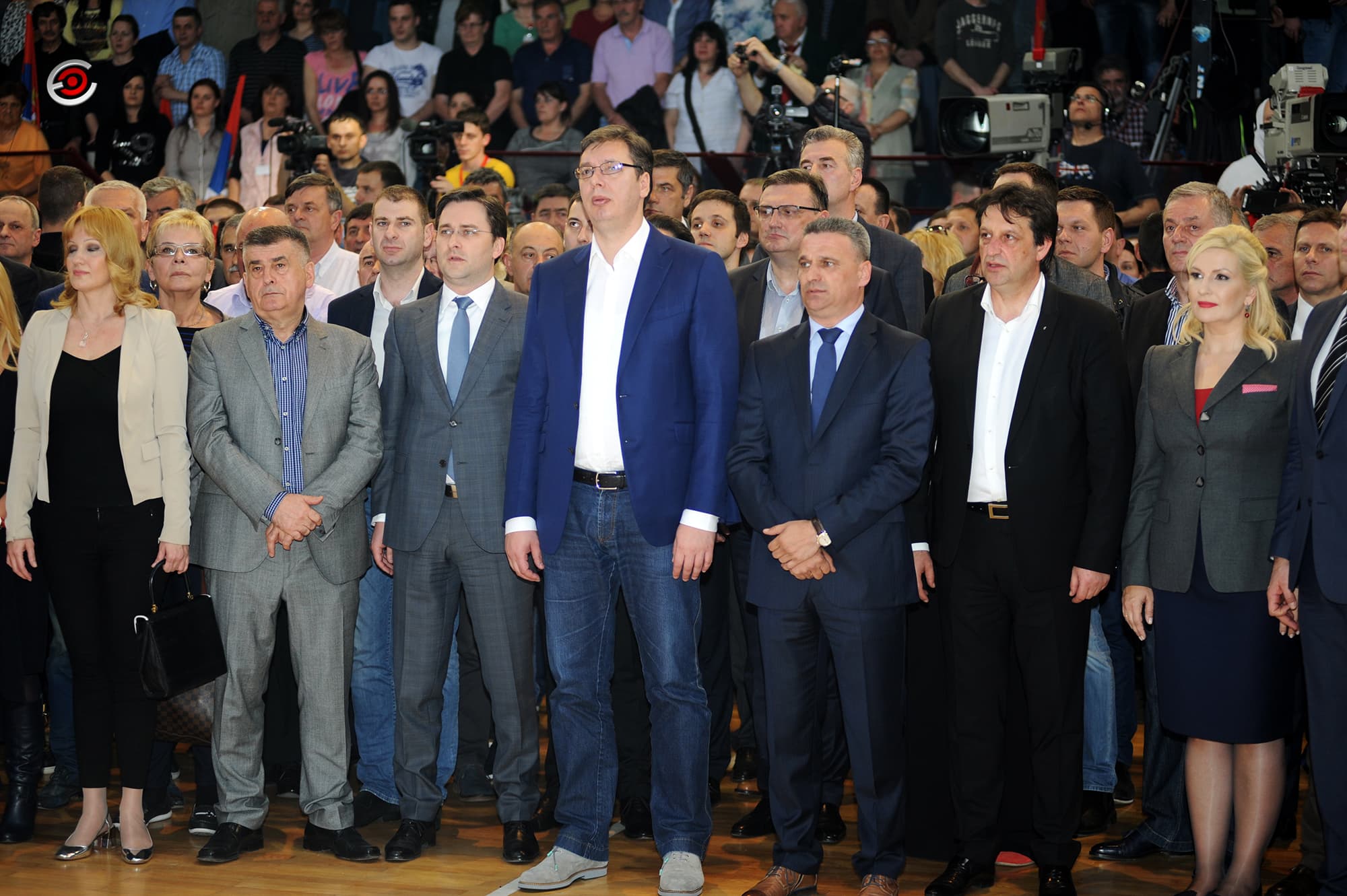 Mediji: "Čistka" na sednici Glavnog odbora SNS u nedelju