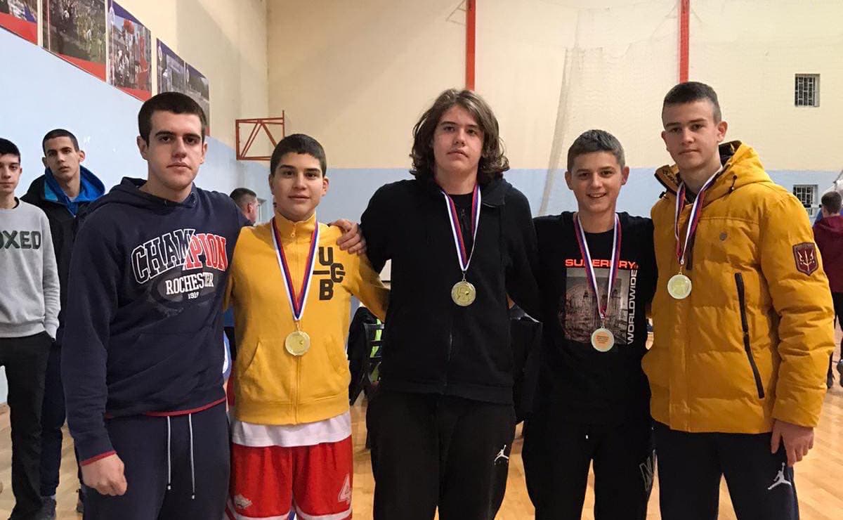 Završen novogodišnji turnir u basketu (FOTO)