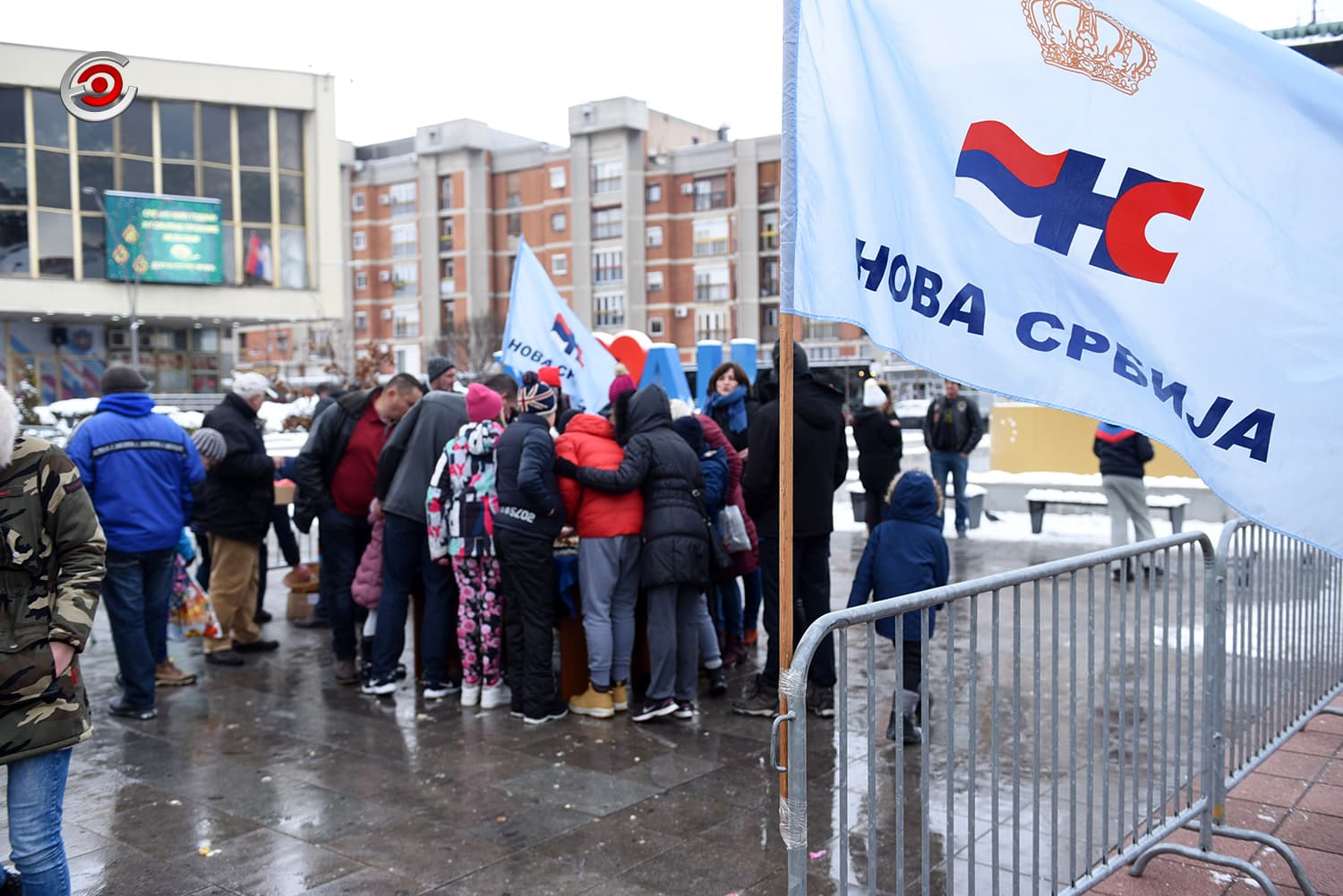 Nova Srbija organizuje tradicionalno lomljene česnice na Gradskom trgu u Čačku