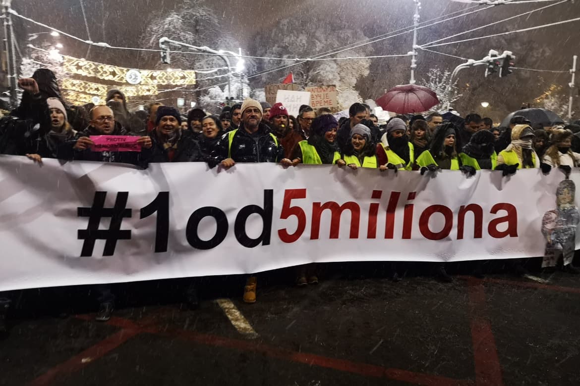 Odluka "1 od 5 miliona" da izađe na izbore uzburkala opozicionu scenu