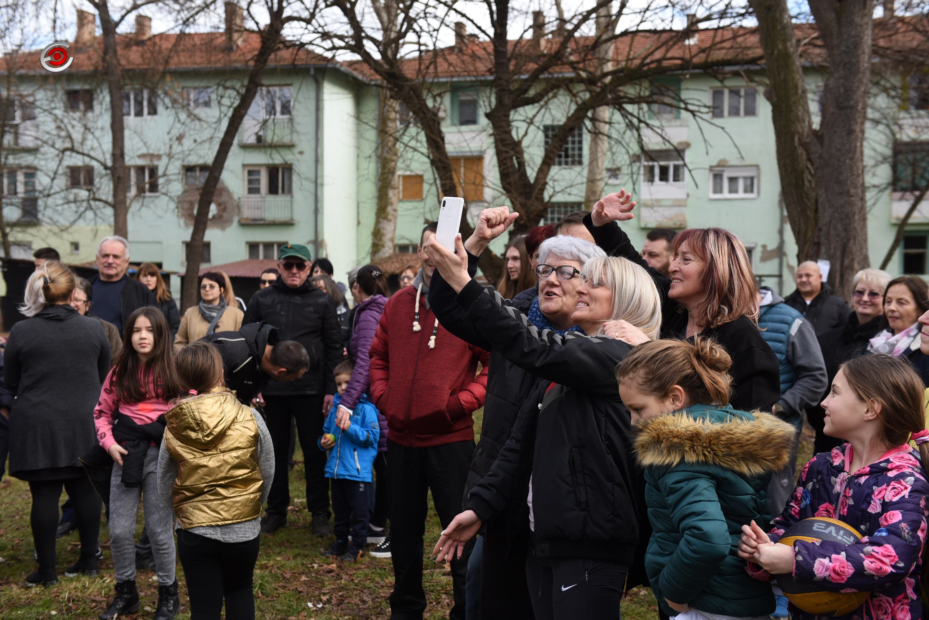 Drugi protest u "Velikoj koloniji": Nama treba ovaj park! (FOTO)