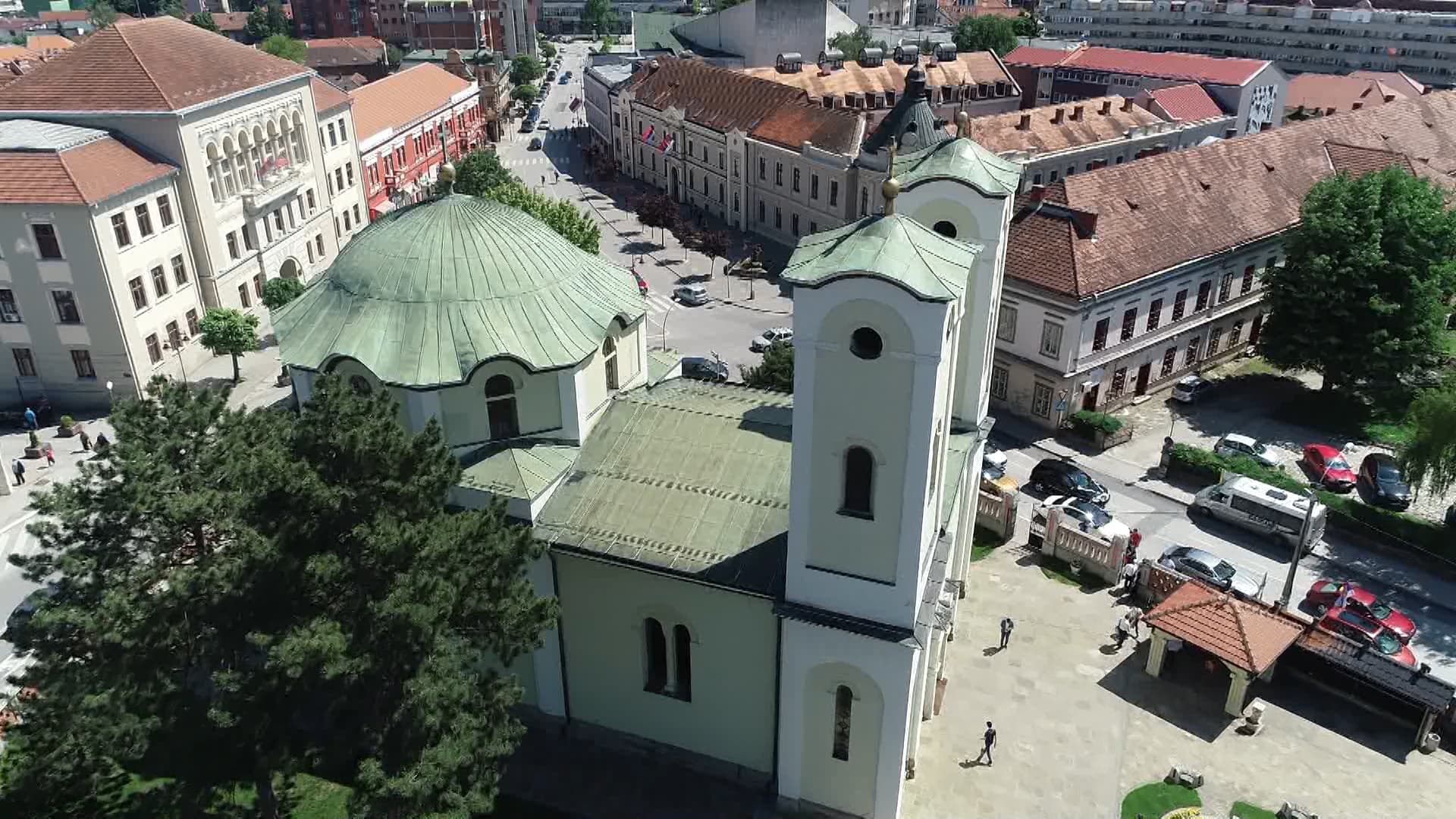 Dveri pružaju apsolutnu podršku zahtevu Sinoda SPC