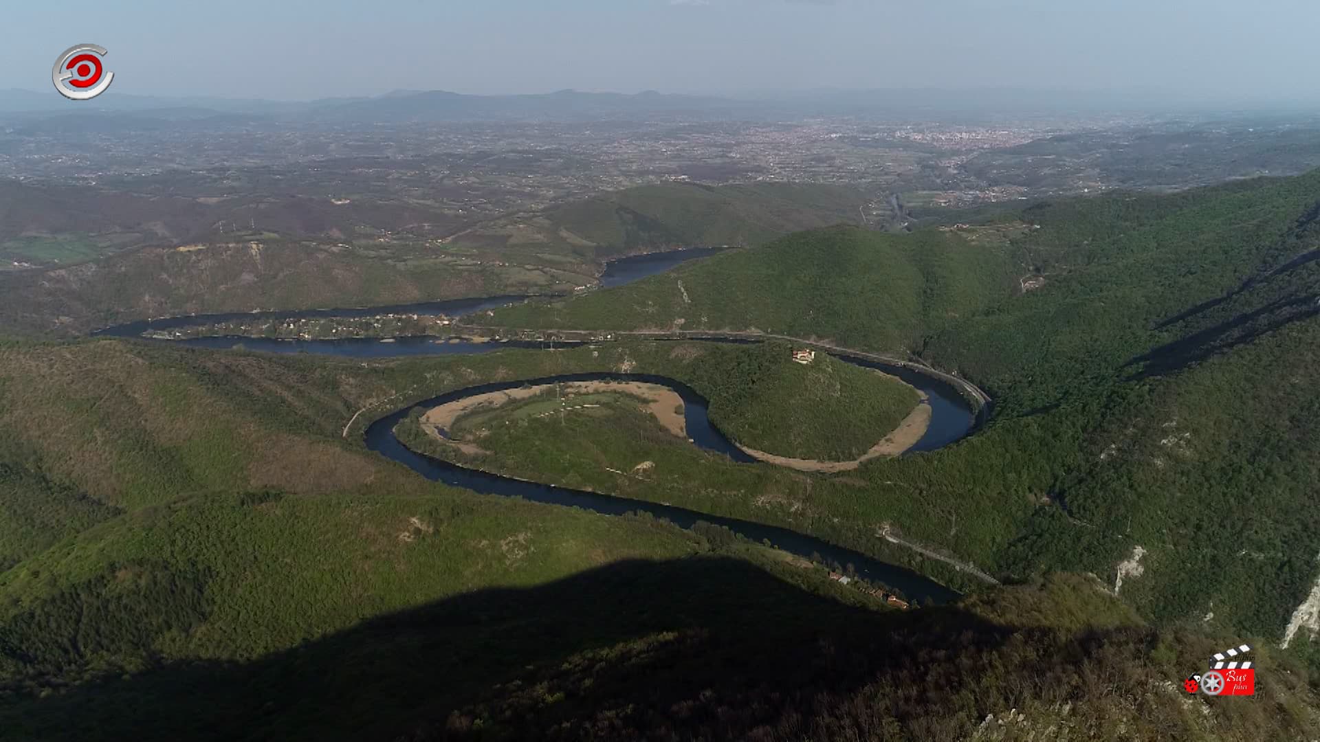 Ovčarsko - kablarska klisura u proleće (VIDEO)