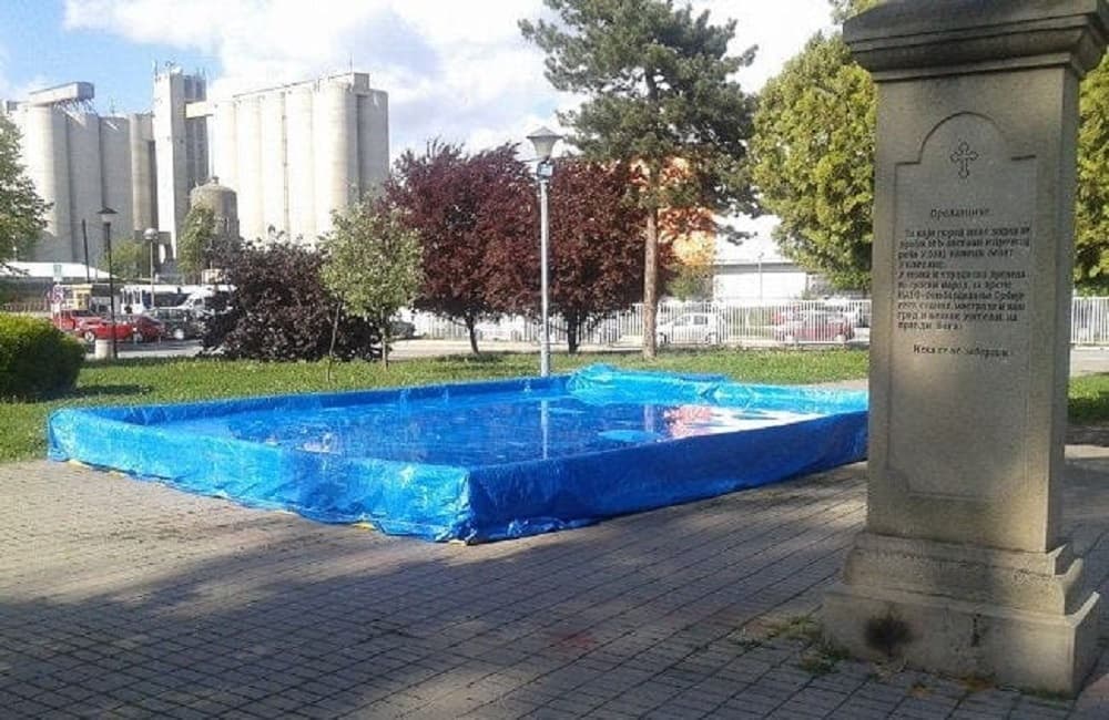 Zašto je spomenik posvećen palim borcima sve neprimetniji, nevidljiviji?