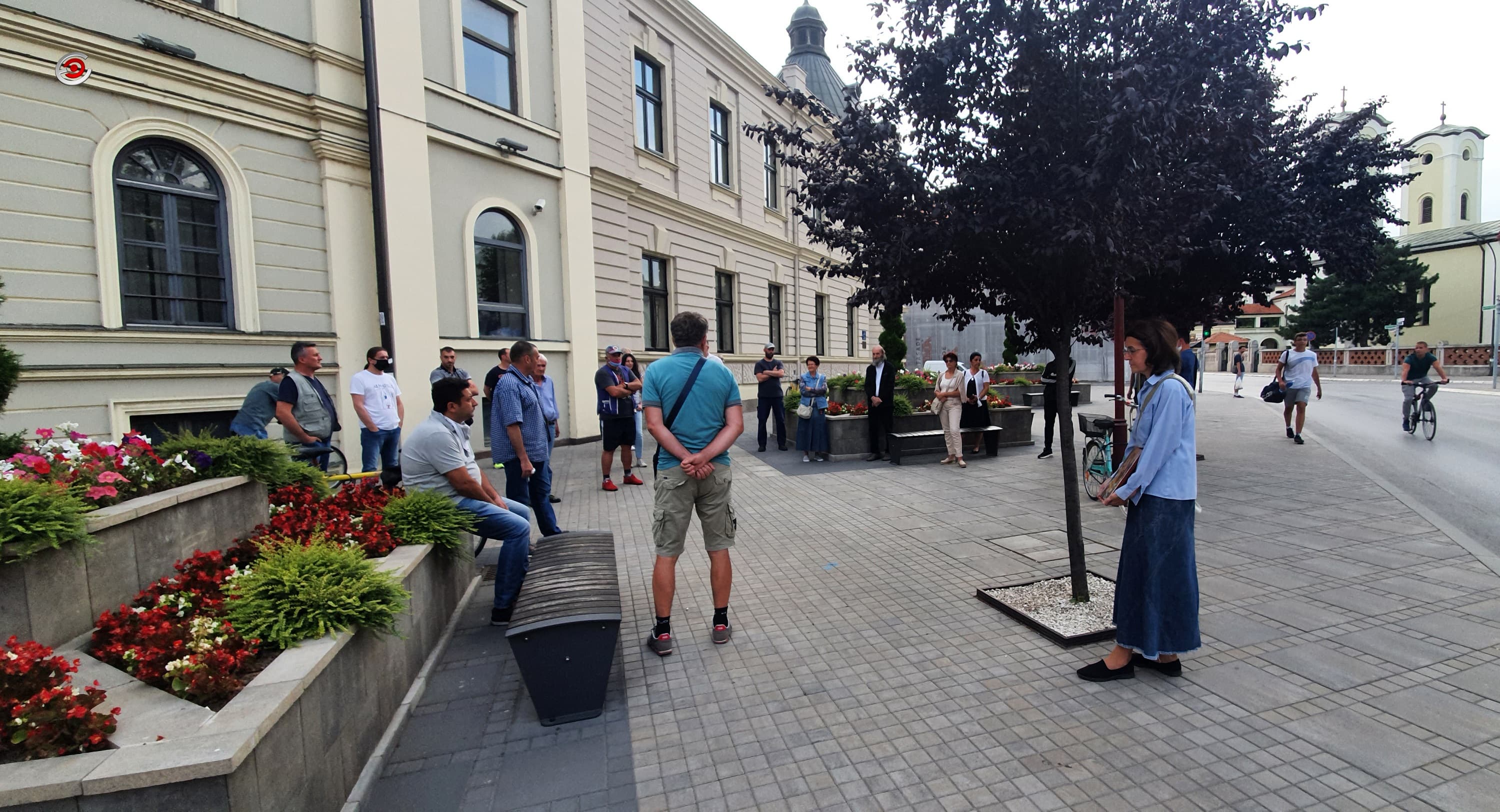 Građanski protest u Čačku: Nama je drago ako je svima dobro i ako nemate  razloga da dođete