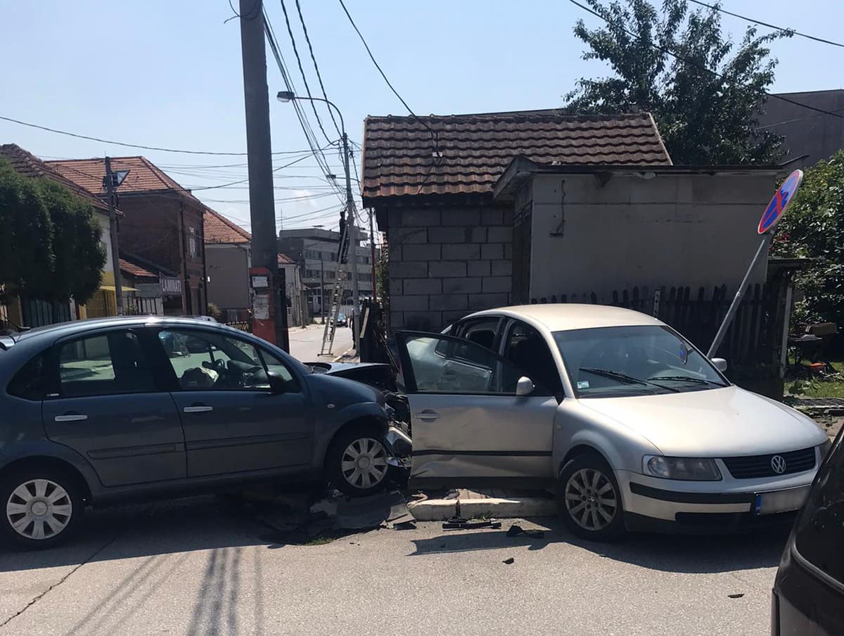 Saobraćajna nezgoda na uglu Hajduk Veljkove i Lomine ulice u Čačku