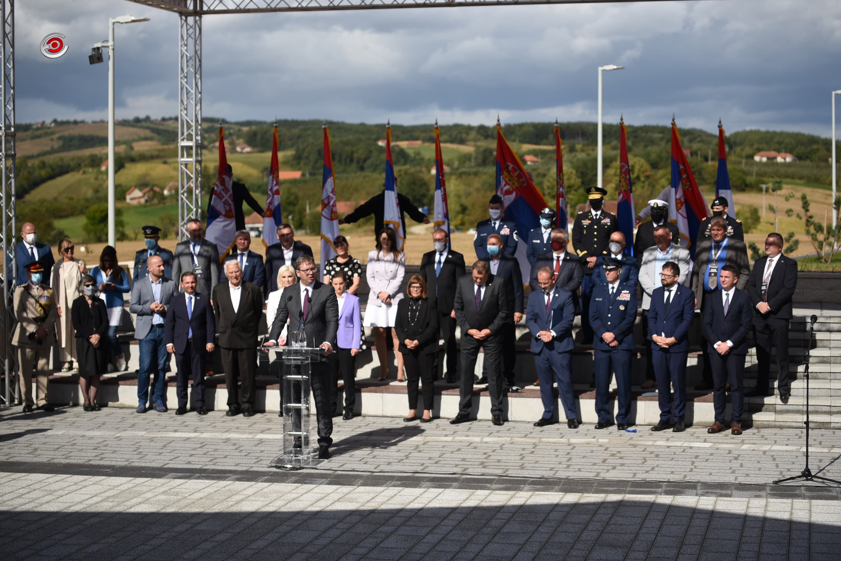 Obeležavanje 76 godina od "Misije Halijard": Parcela "pranjanske zemlje" i šljivovica za predsednika Srbije od meštana u znak zahvalnosti (FOTO)