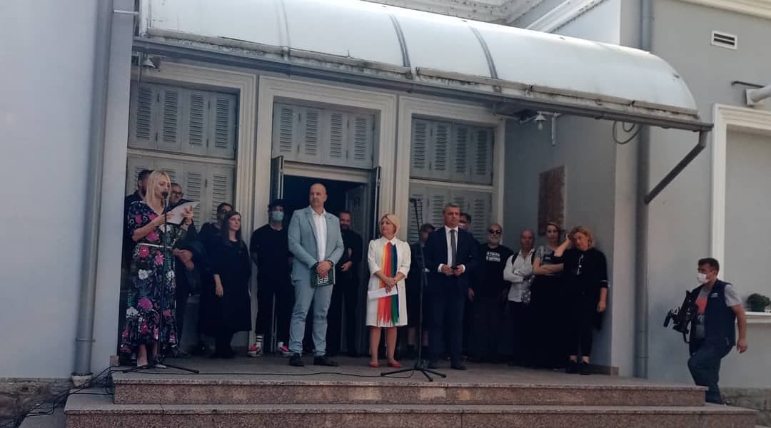 Umetnici sa prostora bivše Jugoslavije u Čačku pod sloganom "Na jug, na jug, idemo na jug"