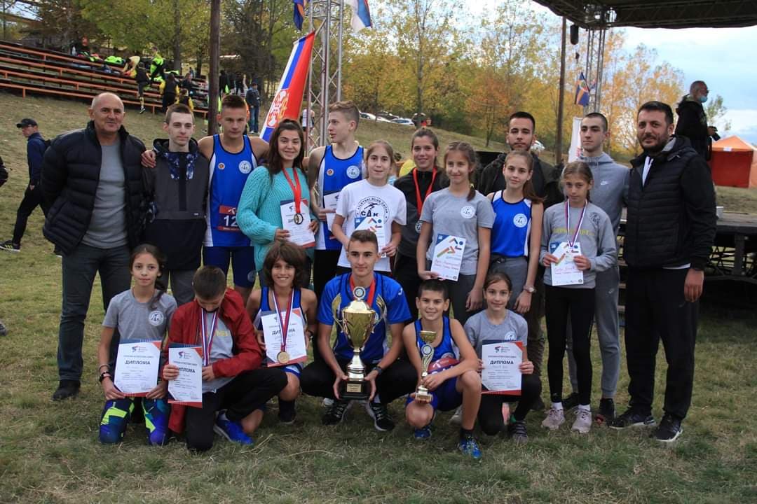 Ekipa ČAAK-a vicešampion Srbije u krosu