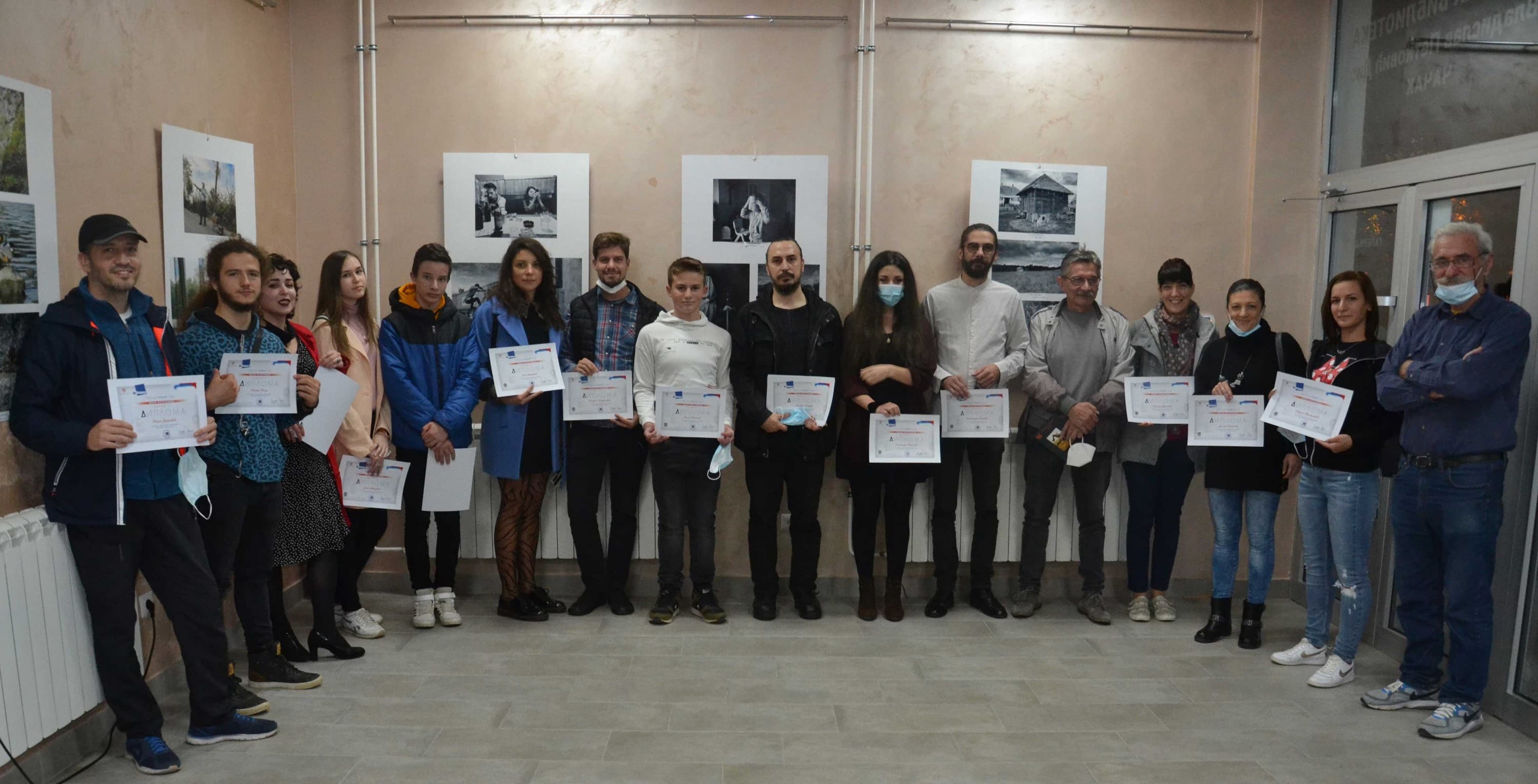 Izložba polaznika škole fotografije foto-grupe "Format"