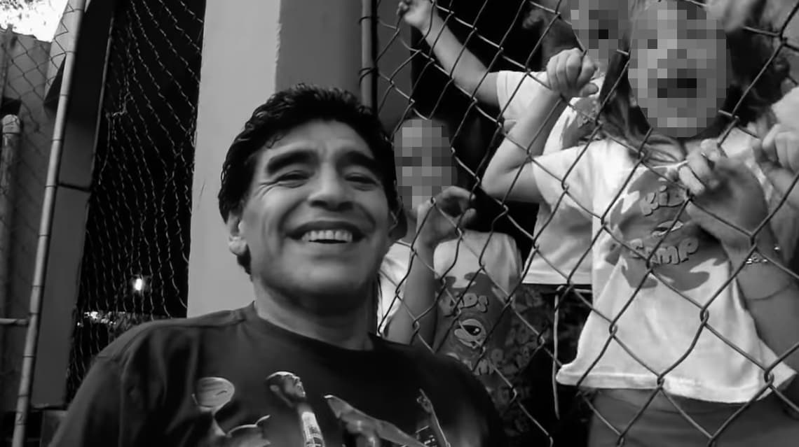 Preminuo legendarni Maradona