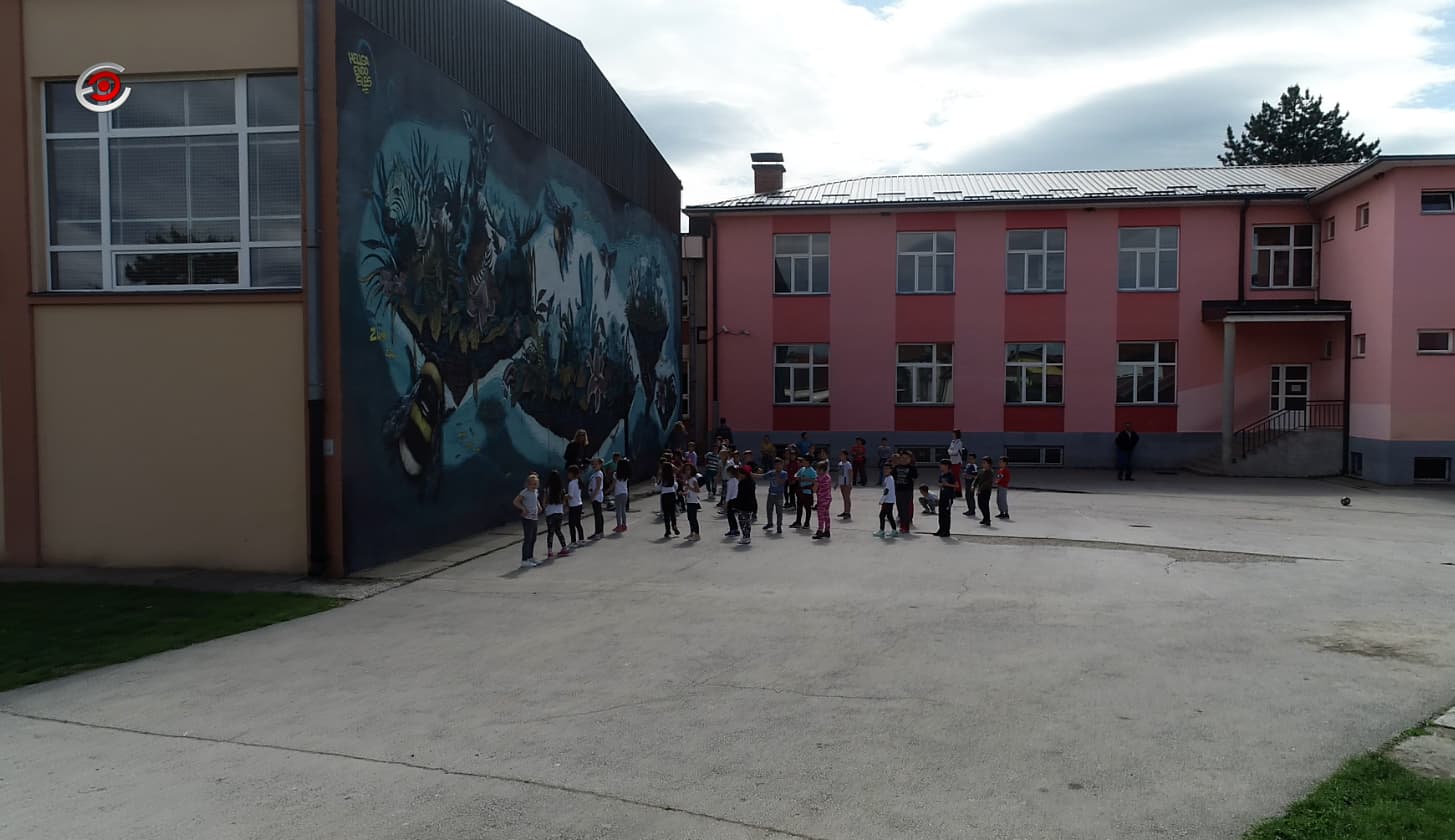 SOČ: Trenutno su zaražena 22 učitelja i 21 učenik, veliki broj ih je u izolaciji