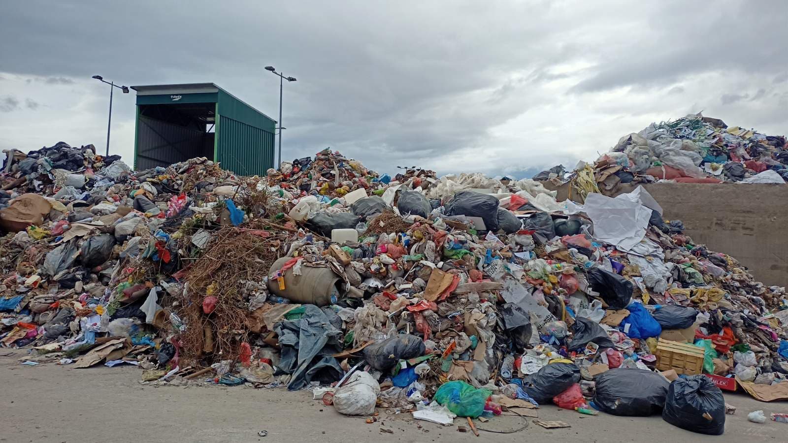 Bisenić: Umesto u "Dubokom", više od 150 tona otpada završilo na sanitarnoj deponiji "Prelići" (FOTO)