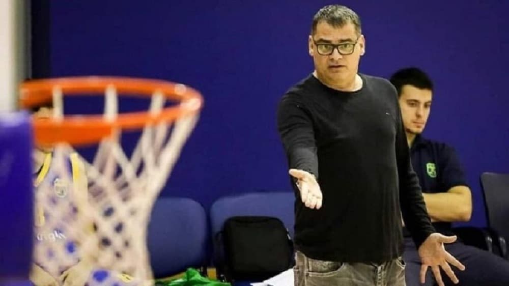 IN MEMORIAM: Preminuo poznati košarkaški trener Darko Peruničić