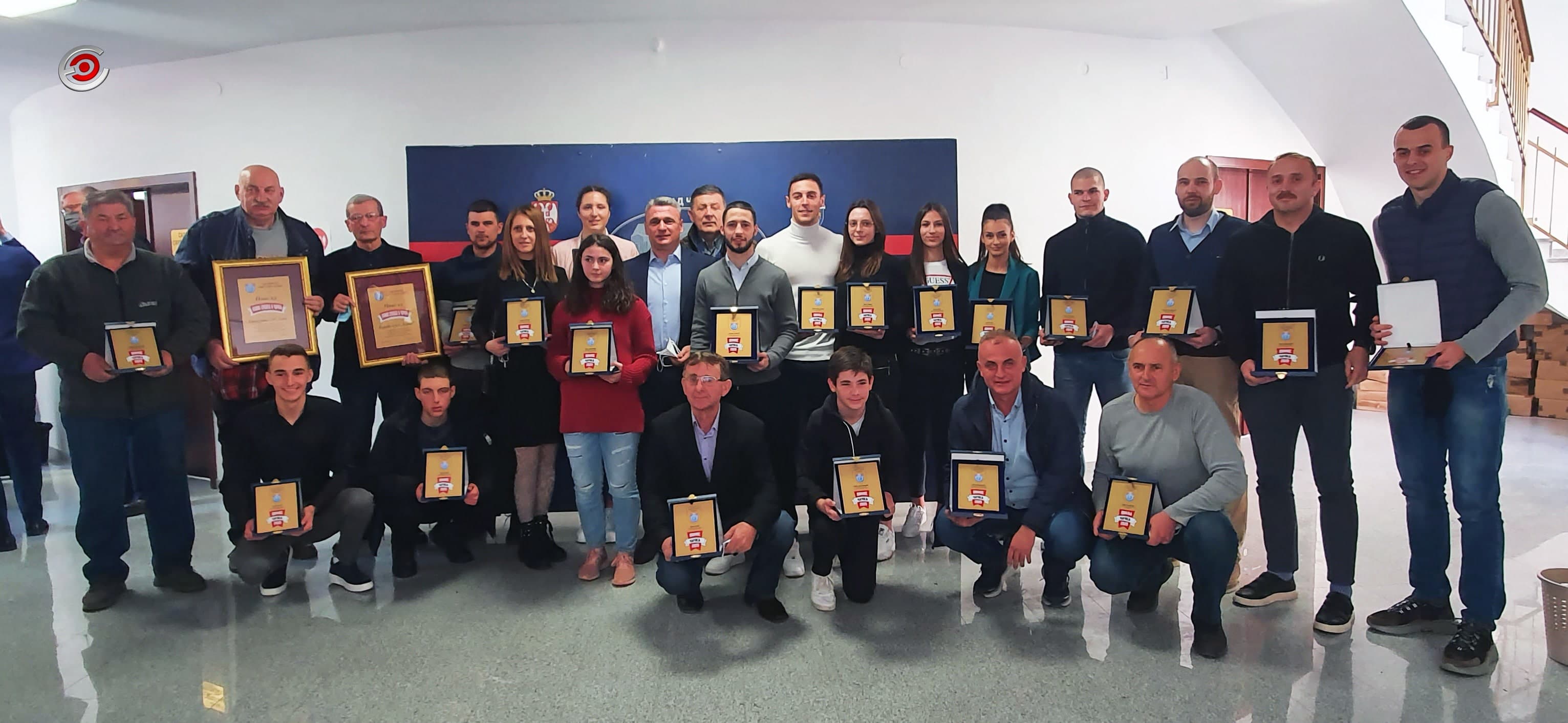 Čačanski sportski savez izabrao najuspešnije sportiste za 2020. (FOTO)