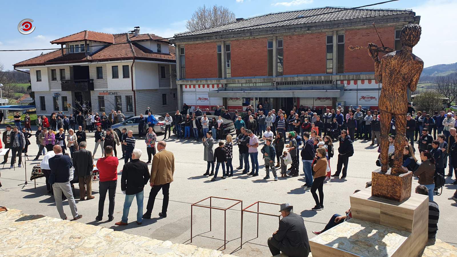 Građani u Pranjanima: Pobedićemo rudarsku mafiju (FOTO)