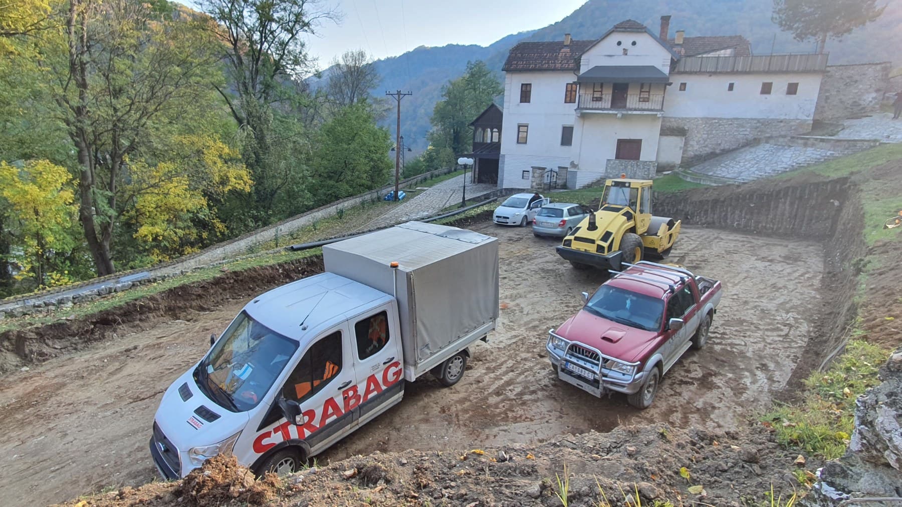 Uređenje parkinga u Međuvršju i ispred manastira Blagoveštenje