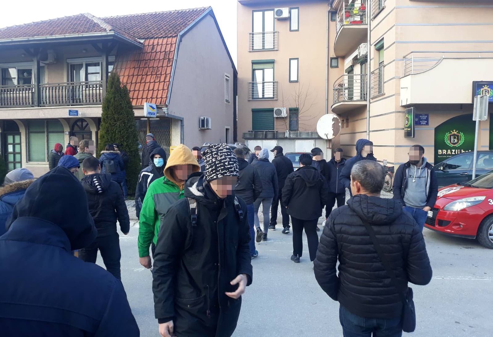 Tokom blokade puteva legitimisani sugrađani kod Slobodine raskrsnice u Čačku, pravni tim spreman za besplatnu pomoć