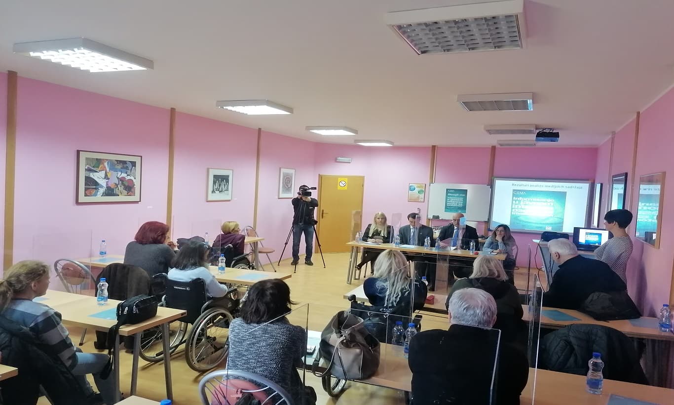Održan okrugli sto: Informisanje u javnom interesu osoba sa invaliditetom