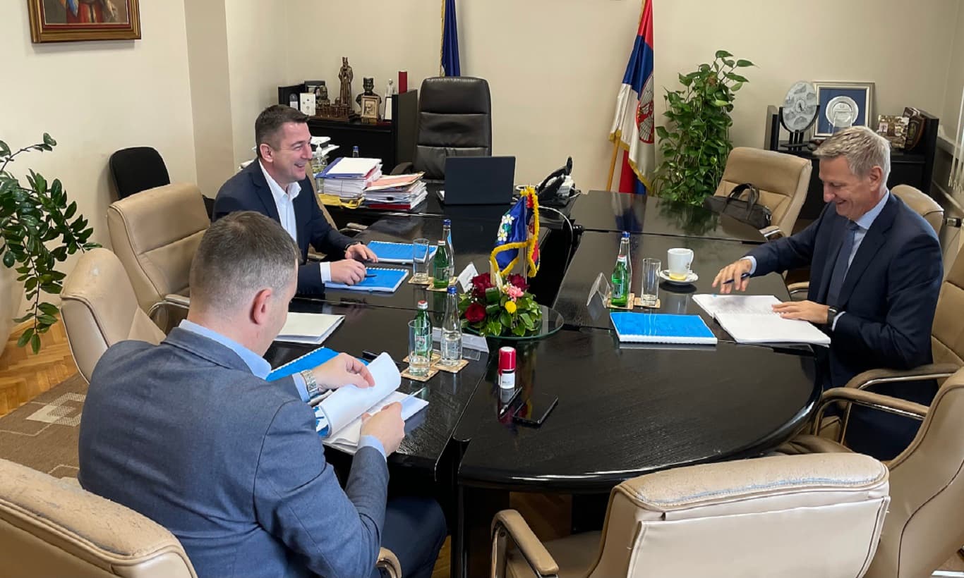 Gornji MIlanovac: Potpisan Ugovor o javno-privatnom partnerstvu za dugoročnu isporuku toplotne energije