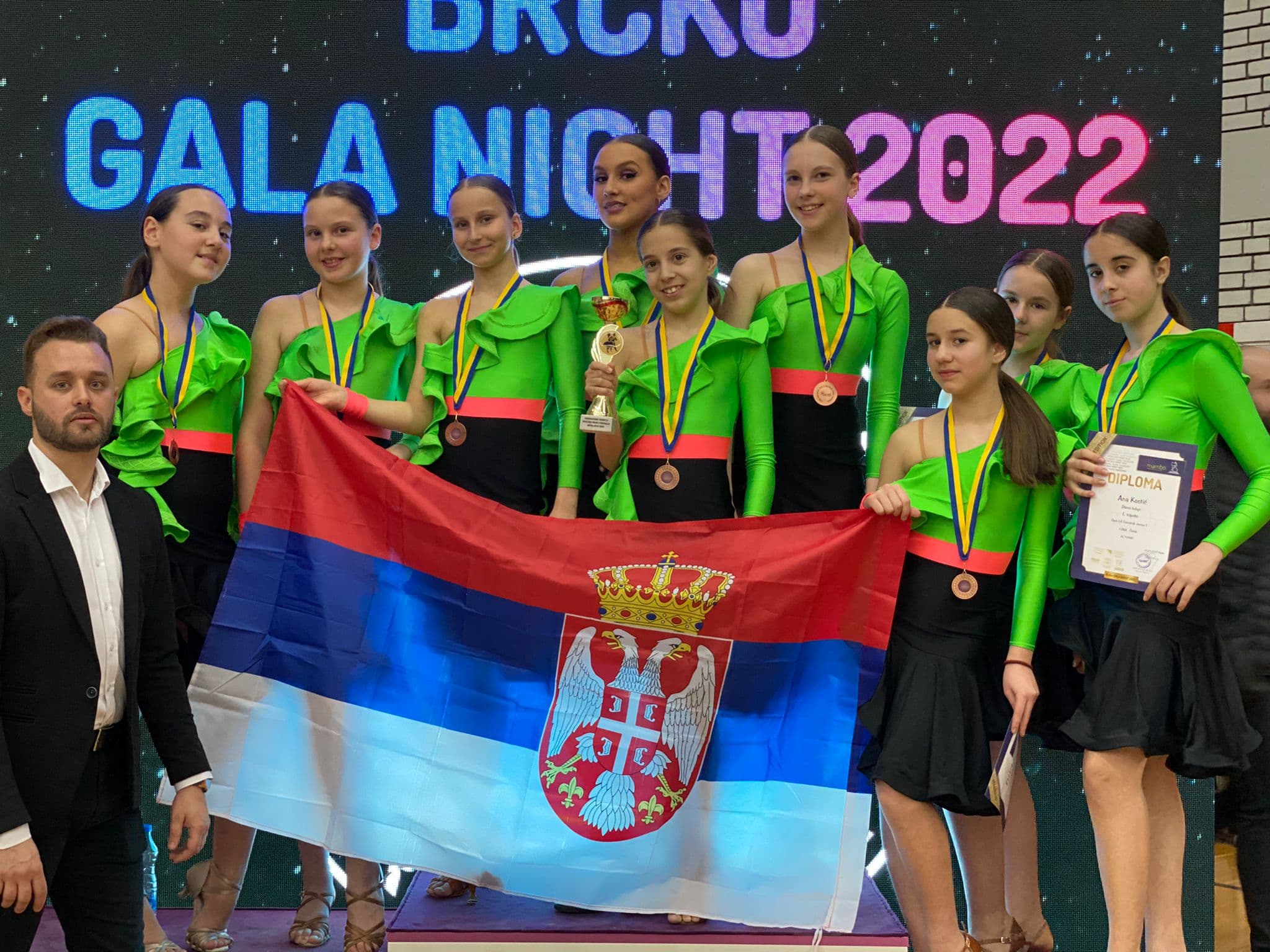 Zlatna sezona za čačanske sportske plesače (FOTO)